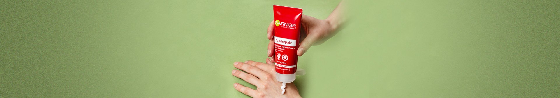 Caring for dry Hands Article Hero 1920x336