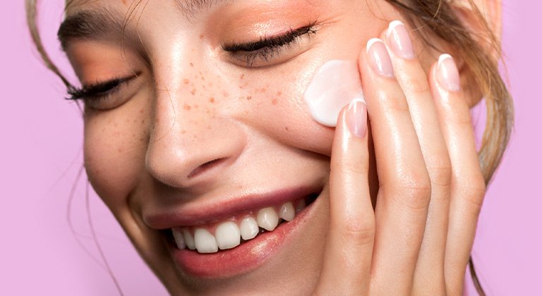 How to manage uneven skin tone