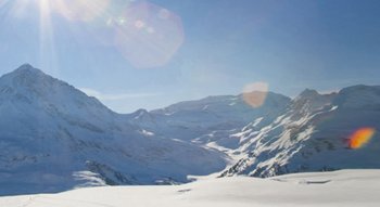 SUNCARE_58_10-steps-towards-a-glowing-winter-sun-tan_768x420