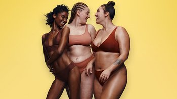 856x480 centered content block 3 GIRLS