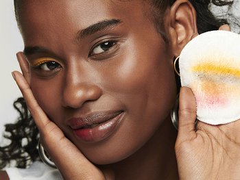 Skin Care Peeling Micellar Model Image