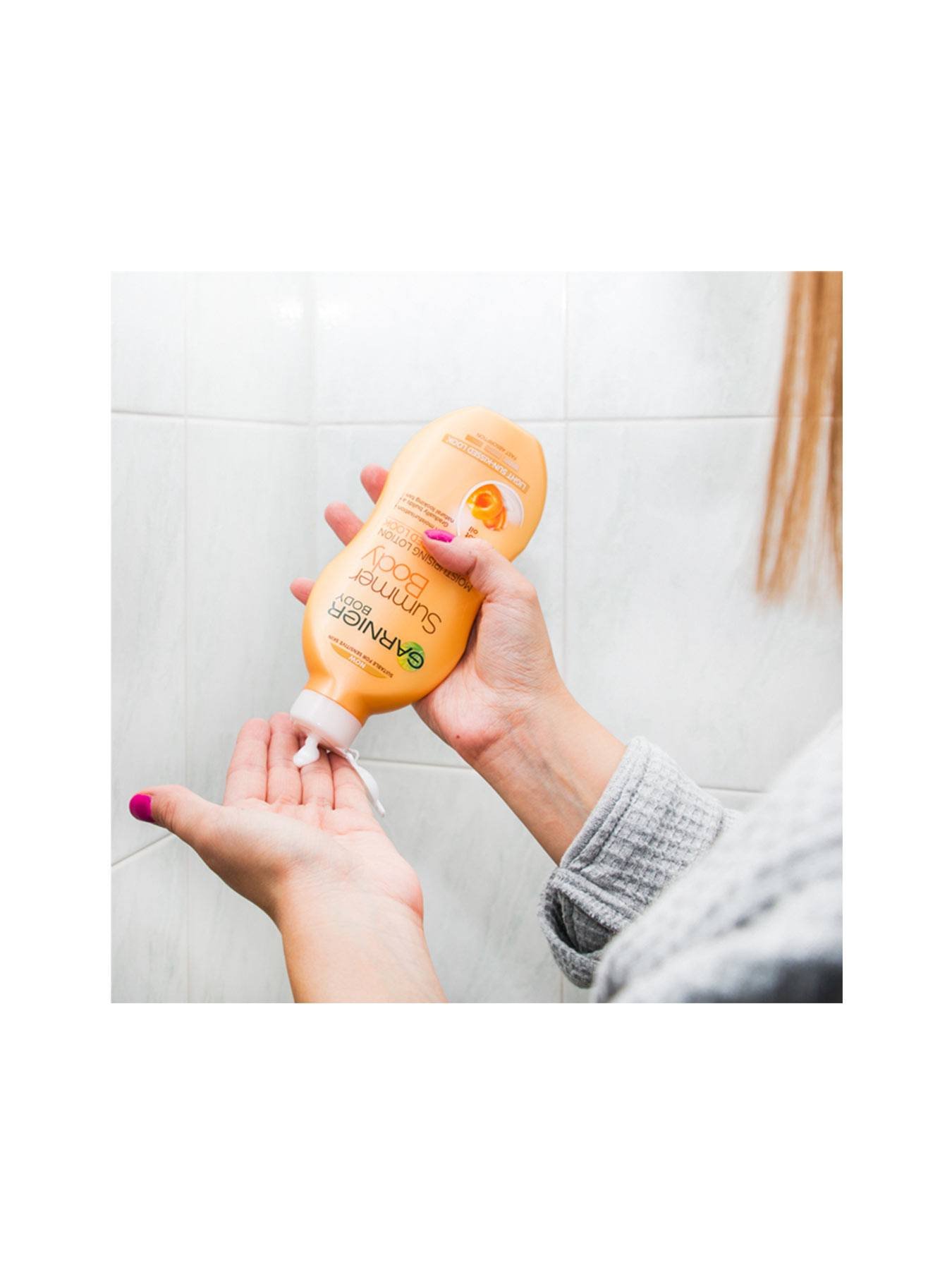 Gradual Tanning Moisturiser Light Summer Body Garnier