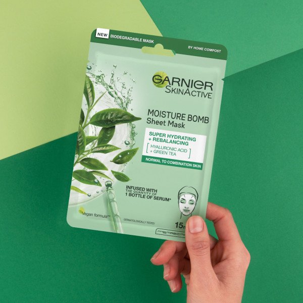 2 Green Tea Sheet Mask Lifestyle